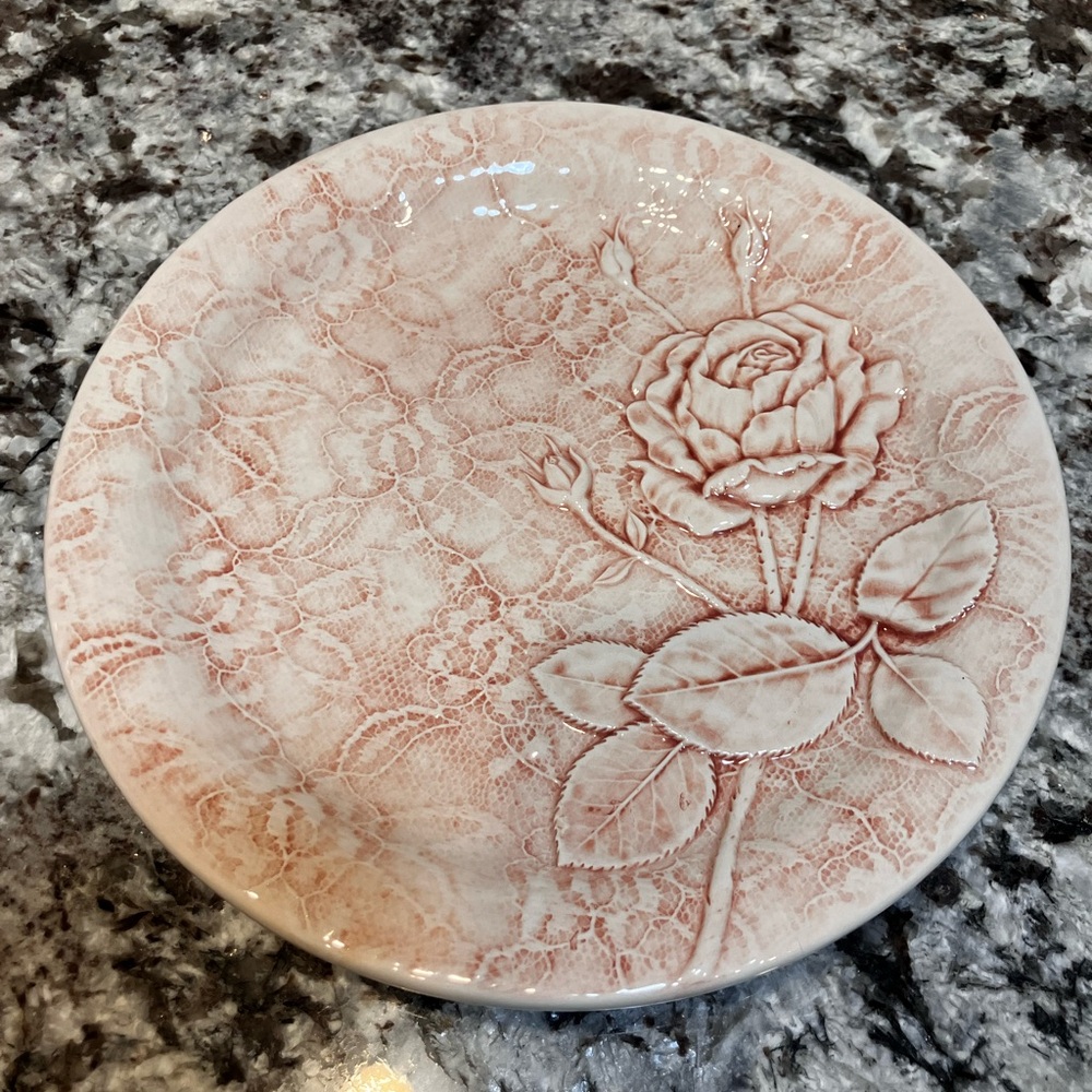 Vintage italy majolica pink lace rose plate 8” #2
